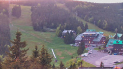 Panorama Jižní svahy, Hotel, Nástup 