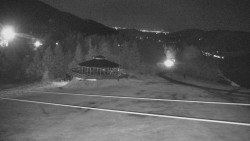 Panorama Jižní svahy, Hotel, Nástup