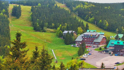 Panorama Jižní svahy, Hotel, Nástup