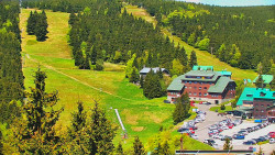 Panorama Jižní svahy, Hotel, Nástup 