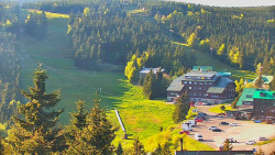 Panorama Jižní svahy, Hotel, Nástup 