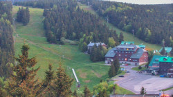 Panorama Jižní svahy, Hotel, Nástup 
