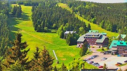 Panorama Jižní svahy, Hotel, Nástup 
