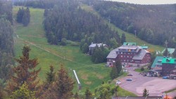 Panorama Jižní svahy, Hotel, Nástup