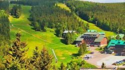 Panorama Jižní svahy, Hotel, Nástup 