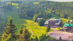 Panorama Jižní svahy, Hotel, Nástup "Žlutá"