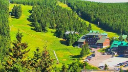 Panorama Jižní svahy, Hotel, Nástup "Žlutá"