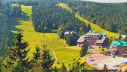 Panorama Jižní svahy, Hotel, Nástup "Žlutá"