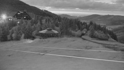Panorama Jižní svahy, Hotel, Nástup "Žlutá"