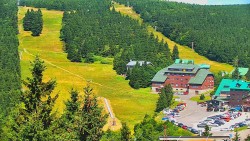 Panorama Jižní svahy, Hotel, Nástup "Žlutá"