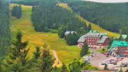 Panorama Jižní svahy, Hotel, Nástup "Žlutá"