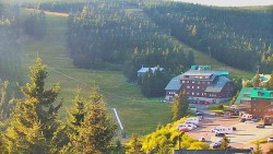 Panorama południowych stoków, hotel, wejście „Żółty”