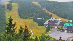 Panorama Jižní svahy, Hotel, Nástup "Žlutá"