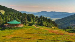 Restaurace "deštník" - dojezd žlutá sjezdovka