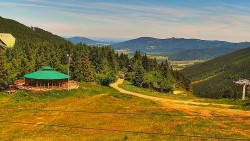 Restaurace "deštník" - dojezd žlutá sjezdovka
