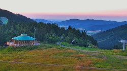 Restaurace "deštník" - dojezd žlutá sjezdovka