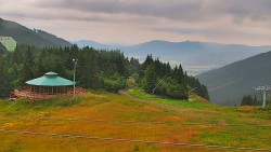 Restaurace "deštník" - dojezd žlutá sjezdovka