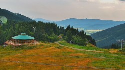 Restaurant „Deštník“ – Zugang über die gelbe Skipiste