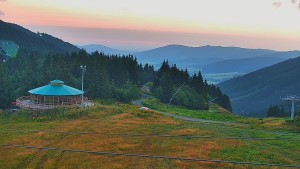 Przełęcz Czerwonohorska - Restauracja „Deštník” – dojście żółtą trasą narciarską - 8.8.2026 v 05:30 Przełęcz Czerwonohorska - Restauracja „Deštník” – dojście żółtą trasą narciarską - 8.8.2026 v 05:30