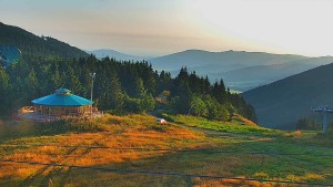 Przełęcz Czerwonohorska - Restauracja „Deštník” – dojście żółtą trasą narciarską - 8.8.2026 v 06:30 Przełęcz Czerwonohorska - Restauracja „Deštník” – dojście żółtą trasą narciarską - 8.8.2026 v 06:30