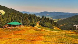Restauracja „Deštník” – dojście żółtą trasą narciarską