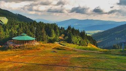 Restaurace "deštník" - dojezd žlutá sjezdovka