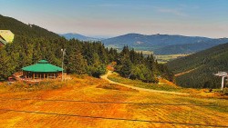 Restaurace "deštník" - dojezd žlutá sjezdovka
