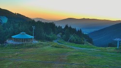 Restaurace "deštník" - dojezd žlutá sjezdovka