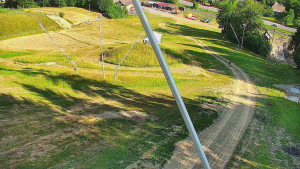 Skiareál Karolinka  - Spodní část sjezdovky skiareálu Karolinka - 6.7.2025 v 08:02