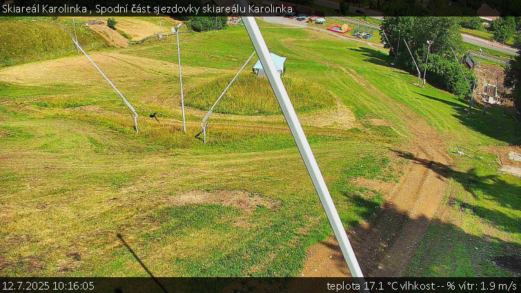 Skiareál Karolinka - Spodní část sjezdovky skiareálu Karolinka - 12.7.2025 v 10:16 Skiareál Karolinka - Spodní část sjezdovky skiareálu Karolinka - 12.7.2025 v 10:16