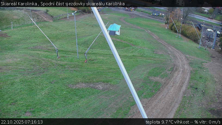Skiareál Karolinka - Spodní část sjezdovky skiareálu Karolinka - 22.10.2025 v 07:16 Skiareál Karolinka - Spodní část sjezdovky skiareálu Karolinka - 22.10.2025 v 07:16