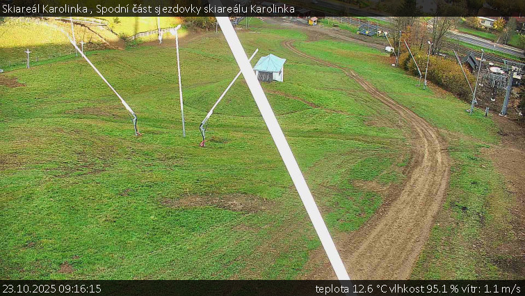 Skiareál Karolinka - Spodní část sjezdovky skiareálu Karolinka - 23.10.2025 v 09:16 Skiareál Karolinka - Spodní část sjezdovky skiareálu Karolinka - 23.10.2025 v 09:16