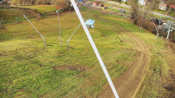 Spodní část sjezdovky skiareálu Karolinka