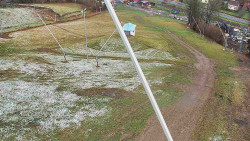 Spodní část sjezdovky skiareálu Karolinka