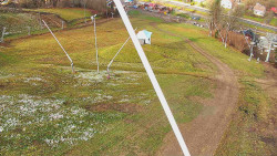 Spodní část sjezdovky skiareálu Karolinka