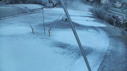 Spodní část sjezdovky skiareálu Karolinka