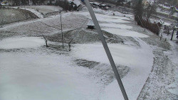 Spodní část sjezdovky skiareálu Karolinka