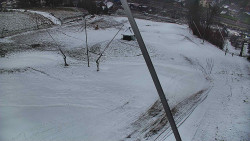 Spodní část sjezdovky skiareálu Karolinka