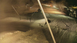 Spodní část sjezdovky skiareálu Karolinka