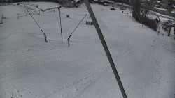 Spodní část sjezdovky skiareálu Karolinka