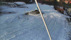 Spodní část sjezdovky skiareálu Karolinka