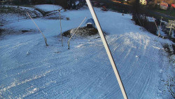 Spodní část sjezdovky skiareálu Karolinka