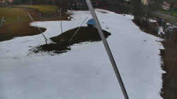 Spodní část sjezdovky skiareálu Karolinka