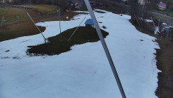 Spodní část sjezdovky skiareálu Karolinka