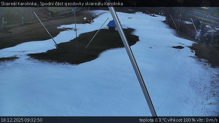 Skiareál Karolinka  - Spodní část sjezdovky skiareálu Karolinka - 18.12.2025 v 09:32