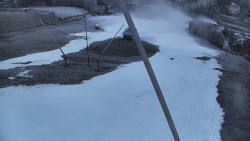 Spodní část sjezdovky skiareálu Karolinka