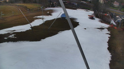 Spodní část sjezdovky skiareálu Karolinka