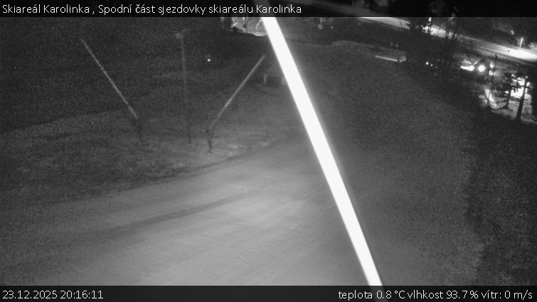 Skiareál Karolinka  - Spodní část sjezdovky skiareálu Karolinka - 23.12.2025 v 20:16