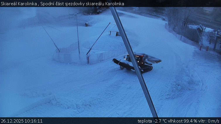 Skiareál Karolinka  - Spodní část sjezdovky skiareálu Karolinka - 26.12.2025 v 10:16