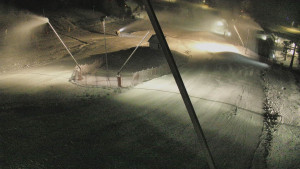 Skiareál Karolinka  - Spodní část sjezdovky skiareálu Karolinka - 27.12.2025 v 04:46